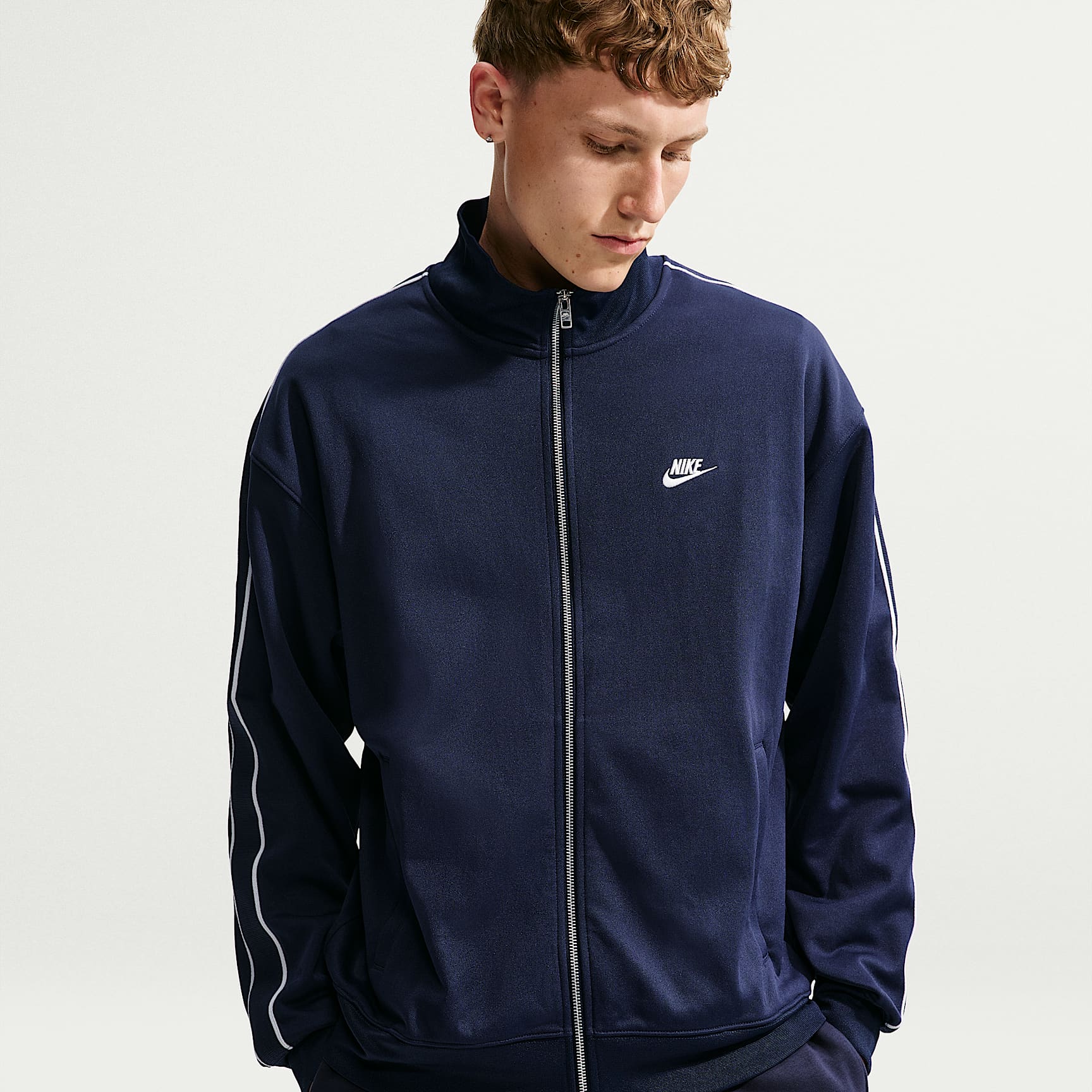 Nike Sportswear Club Men's Oversized Knit Tracksuit Jacket. Nike ZA